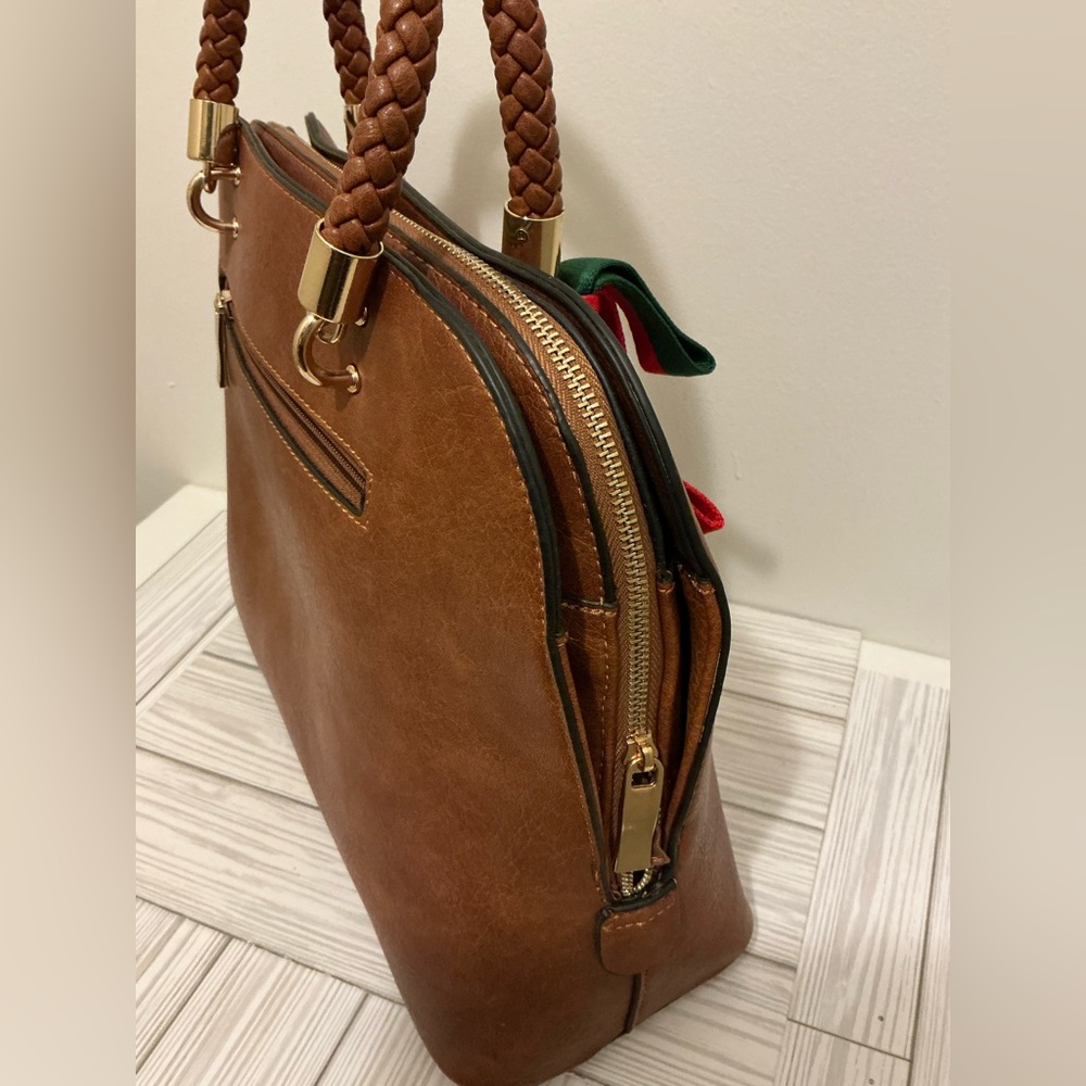 Elegant Brown Vegan Leather Handbag - Picture 3 of 11